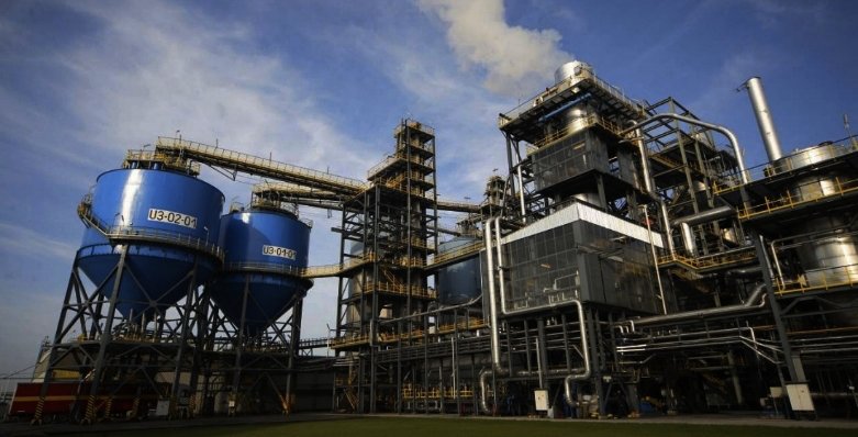 From Raw Materials to High-Performance Plastics: The Carbon Advantage