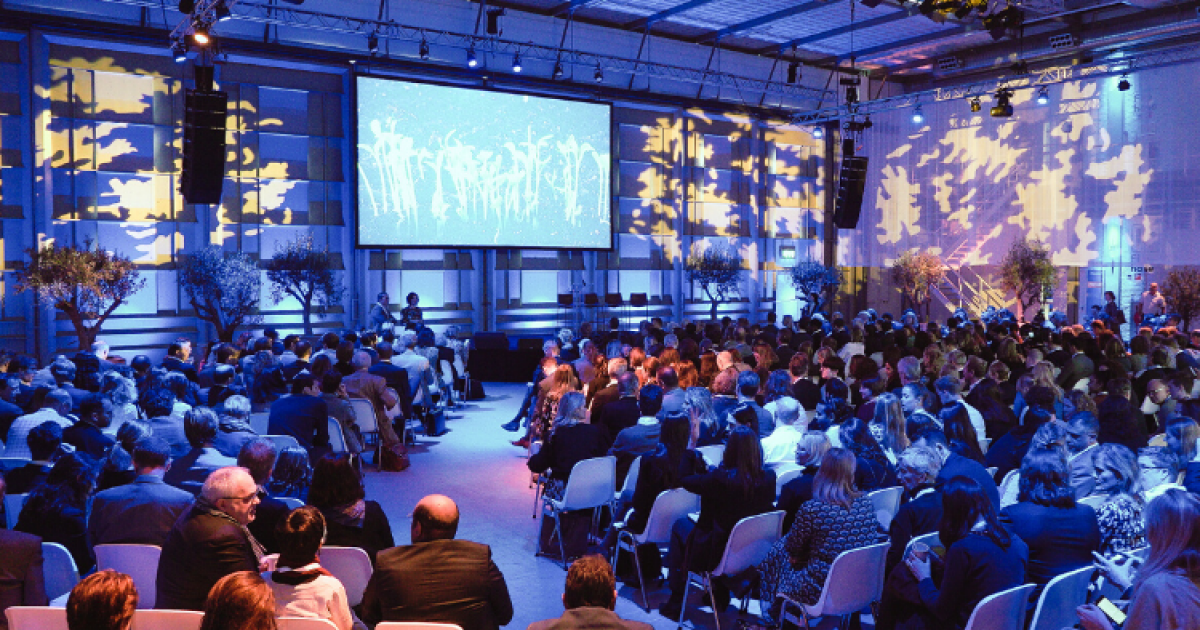 How Digital Banking is Transforming Financial Services for Consumers