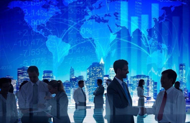How CIOs Turn Data and Cloud Into Competitive Business Advantage